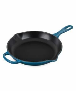 Hot Sale 🥰 Le Creuset 10.25-Inch Signature Iron Hand Skillet 🥰