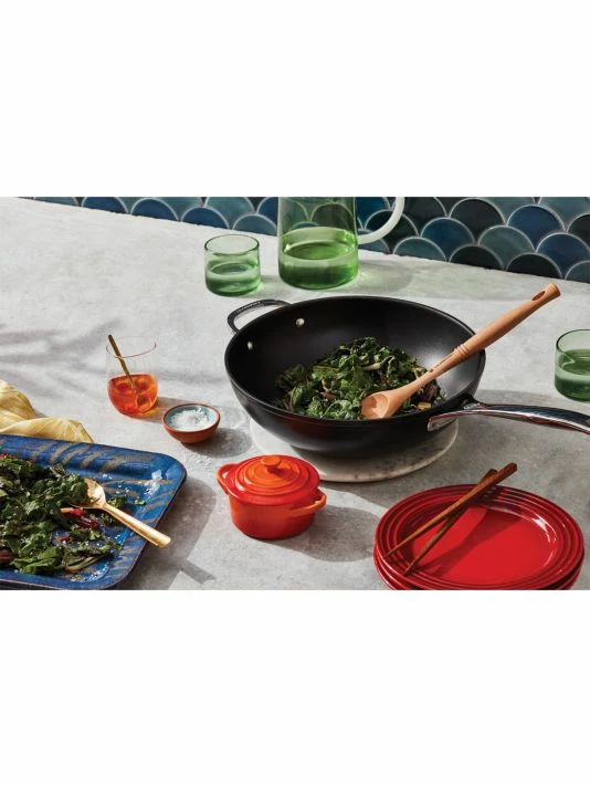 Hot Sale 🥰 Le Creuset Toughened Nonstick PRO 12" Stir Fry Pan With Helper Handle 🧨 5 Hot Sale 🥰 Le Creuset Toughened Nonstick PRO 12" Stir Fry Pan With Helper Handle 🧨 - Image 5