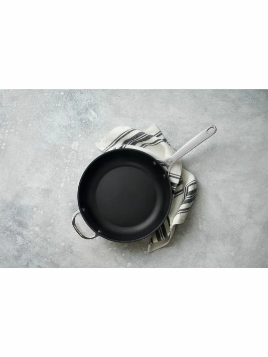 Deals ❤️ Le Creuset Toughened Nonstick PRO 11" Deep Fry Pan 🎁 4 Deals ❤️ Le Creuset Toughened Nonstick PRO 11" Deep Fry Pan 🎁 - Image 4