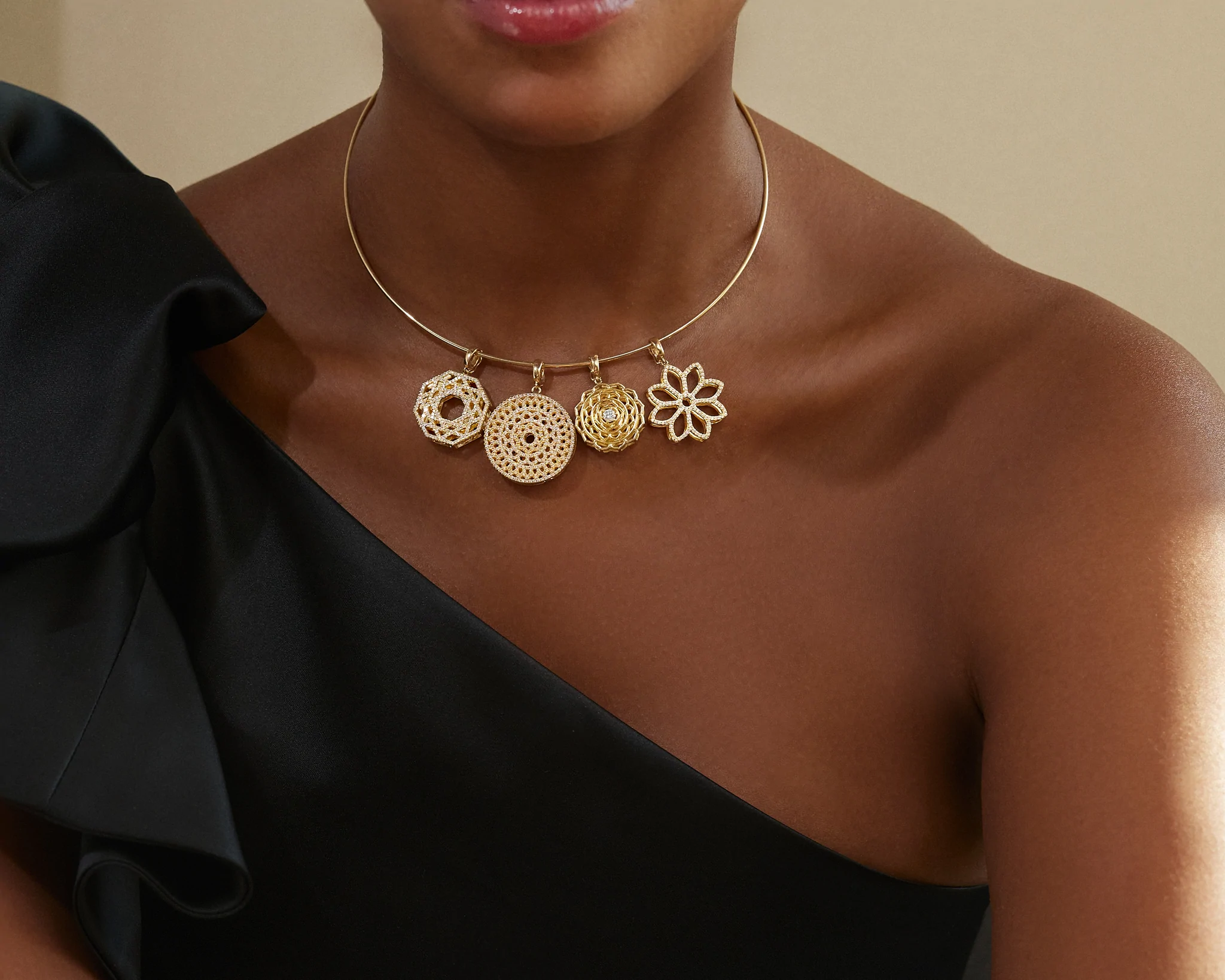 Le Creuset And Meira T store -Le Creuset And Meira T store q444